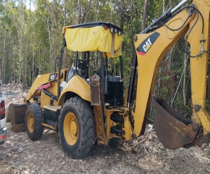 Retroexcavadora CAT 420F